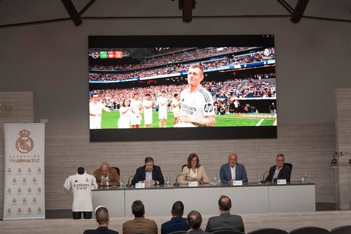 Presentación Del Los Campus Experience Del Real Madrid En Palencia.