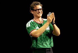 Lágrimas de Pedro Pascal al presentar The Mandalorian y Grogu en México: "Siempre soñé con que llegara al cine"