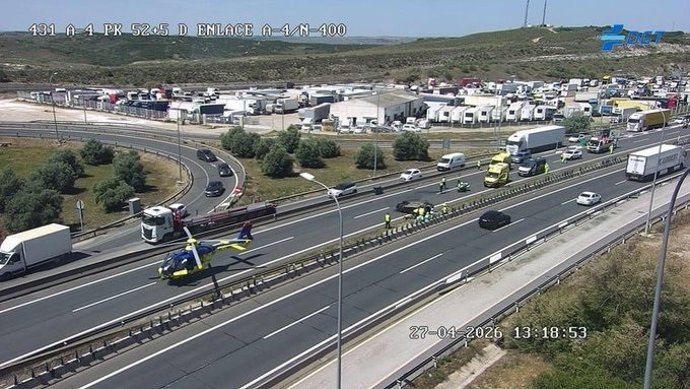 Cortada la autovía A-4 en sentido Andalucía, a la altura de Ontígola (Toledo), por el accidente de un turismo.