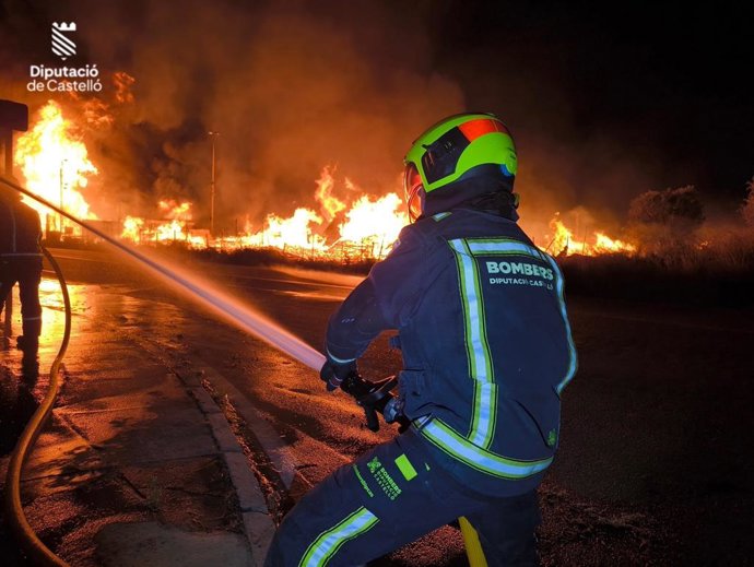 Incendi industrial a Onda