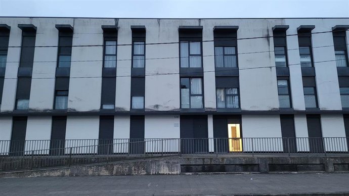 Vivivenda okupada en Orejo. Piso de alquiler asequible construido por el Gobierno de Cantabria y ocupado ilegalmente