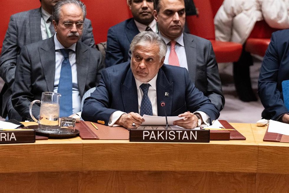 Archivo - El ministro de Exteriores de Pakistán, Ishaq Dar, interviene en la ONU.