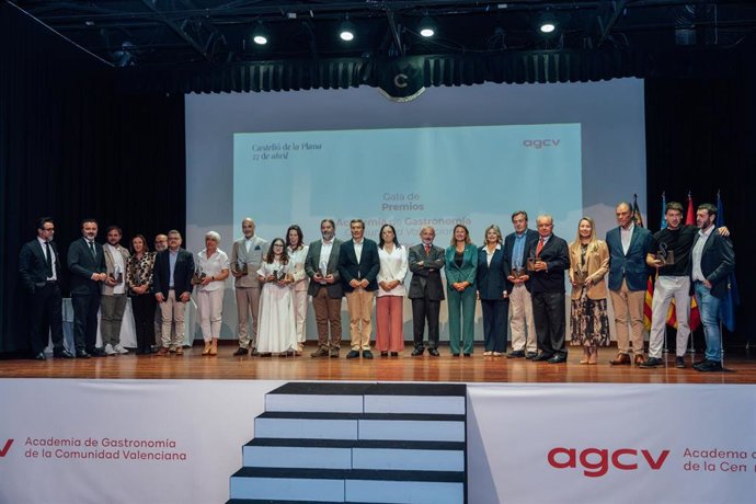 La Academia de Gastronomía se vuelca con los productores y el joven talento en la entrega de sus premios en Castellón