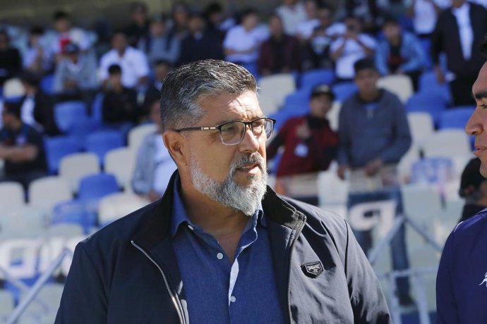 Futbol, Universidad de Concepcion vs Colo Colo Decima Primera fecha, Campeonato Nacional 2026. El entrenador de U de Concepcion Leonardo Ramos en el  estadio Ester Roa Rebolledo. Concepcion, Chile. 26/04/2026 Marco Vazquez/Photosport  Football,