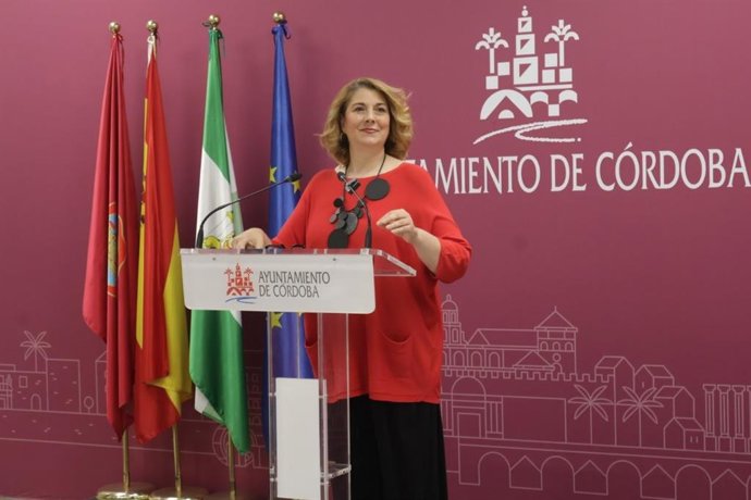La teniente de alcalde delegada de Servicios Sociales del Ayuntamiento de Córdoba, Eva Contador.