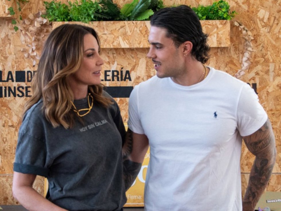 MAR FLORES Y CARLO COSTANZIA EN LA FUNDACION SEMILLAS