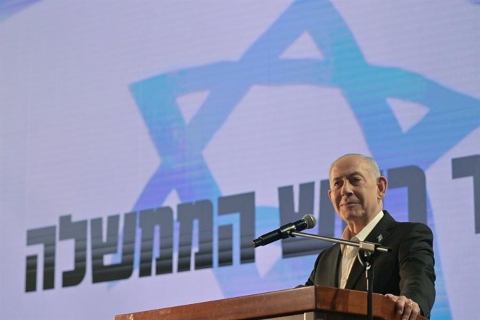 O primeiro-ministro de Israel, Benjamin Netanyahu, em um encontro com militares das Forças de Defesa de Israel (FDI)