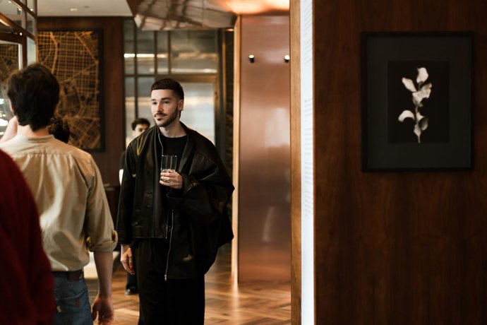 El Hotel Thompson Madrid acoge la exposición fotográfica de Álvaro Gracia