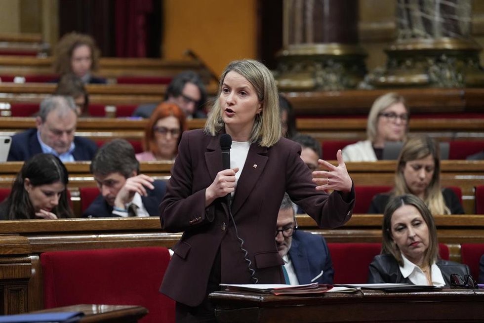 Archivo - La consellera de Derechos Sociales, Mònica Martínez Bravo