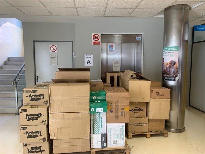 Descargas junto al ascensor