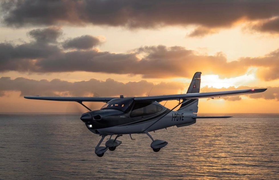 Tecnam P2010 TDI.