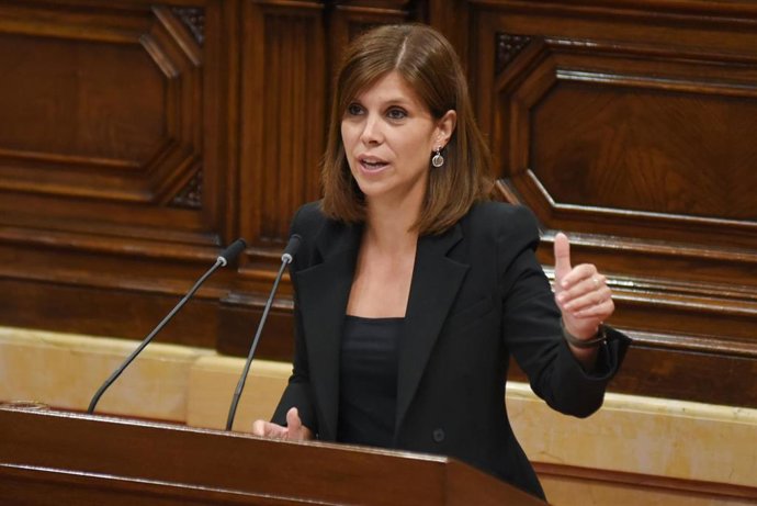 Archivo - La portavoz del Grupo de Esquerra Republicana, Marta Vilalta, durante el primer pleno desde que fuera elegido presidente de la Generalitat, en el Parlament, a 5 de septiembre de 2024, en Barcelona, Catalunya (España).  El presidente de la Genera