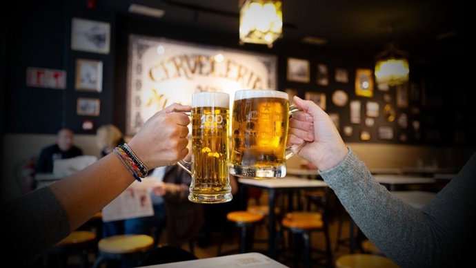 Cerveza 100 Montaditos.