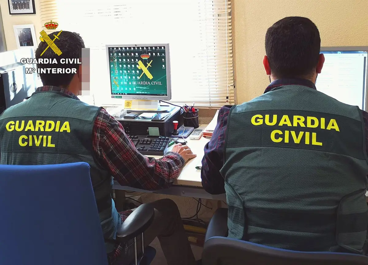 Agentes de la Guardia Civil