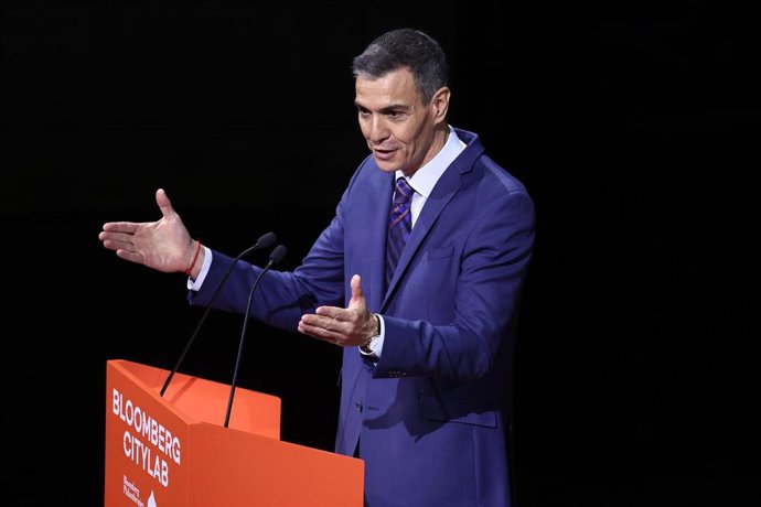 El presidente del Gobierno, Pedro Sánchez, interviene durante el Bloomberg CityLab 2026, en el Teatro Real de Madrid, a 28 de abril de 2026, en Madrid (España)