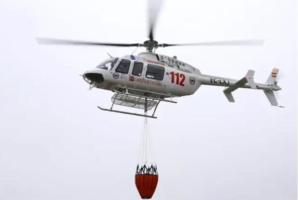 Archivo - Helicóptero 'Maya Dama' del Gobierno de Cantabria
