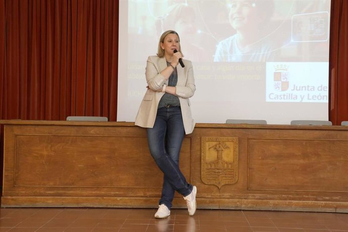 La vicepresidenta de la Junta de Castilla y León, Isabel Blanco, preside en el IES Universidad Laboral de Zamora la entrega de premios del Concurso Escolar de Prevención de Riesgos Laborales