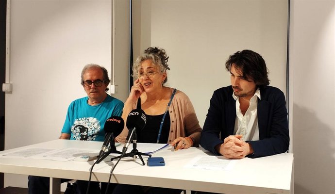 (I-D) Garcia, Paterna y Recoder en rueda de prensa este martes
