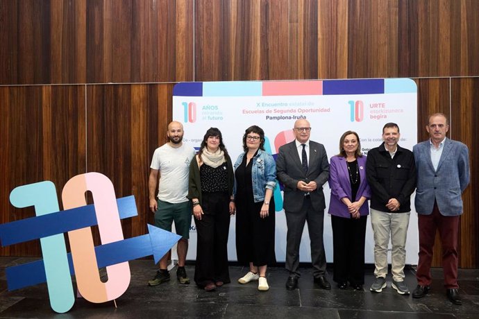 El consejero de Educación, Carlos Gimeno, participa en la apertura del X Encuentro Estatal de Escuelas de Segunda Oportunidad.