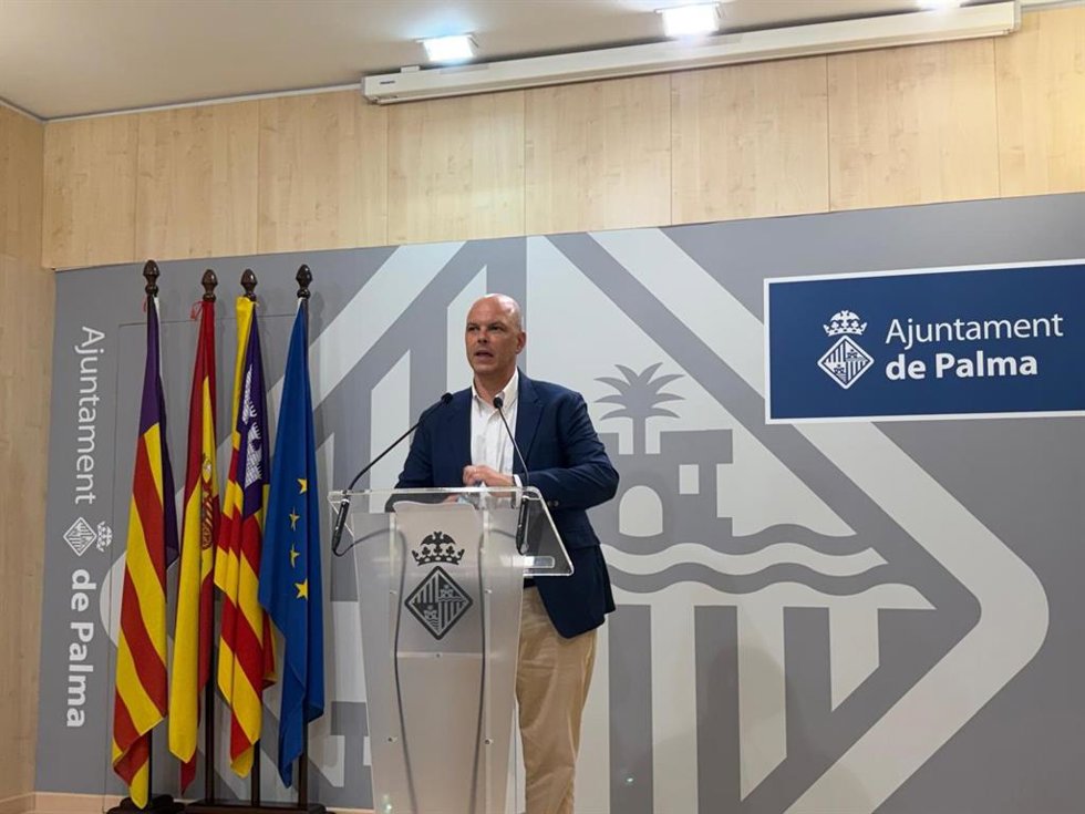 El regidor de Urbanismo del Ayuntamiento de Palma, Óscar Fidalgo, en rueda de prensa.