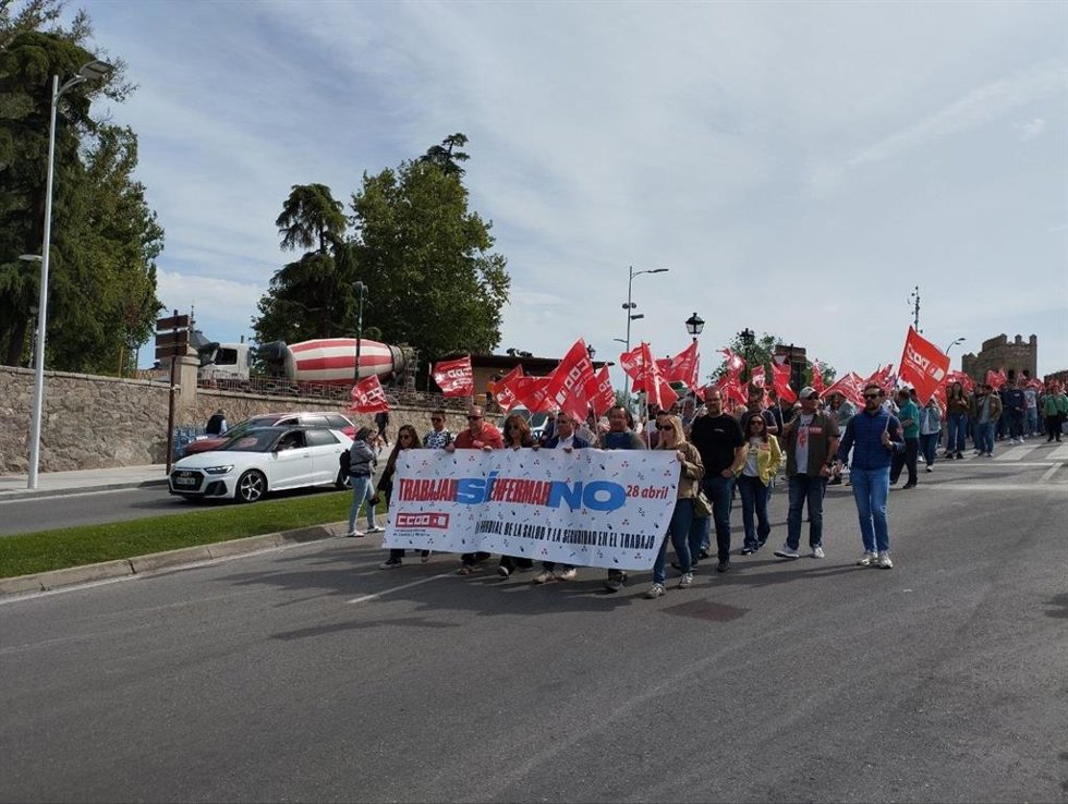 Manifestación convocada por CCOO en Toledo con motivo del Día Mundial de la Seguridad y la Salud Laboral.