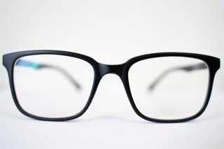 Gafas de pasta.
