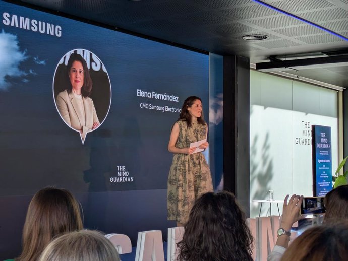 A diretora de Marketing Corporativo e Comunicação da Samsung Electronics Iberia, Elena Fernández, no evento de comemoração do primeiro aniversário do aplicativo 'The Mind Guardian'