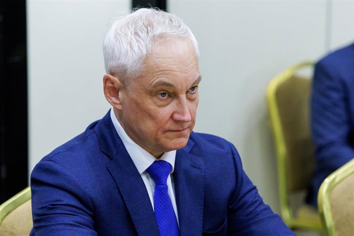 El ministro de Defensa de Rusia, Andrei Belousov, durante una visita oficial a Kirguistán en abril de 2026 (archivo)