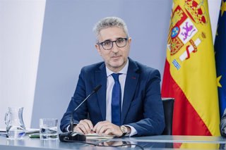 El ministro de Hacienda, Arcadi España, durante la rueda de prensa posterior al Consejo de Ministros, a 28 de abril de 2026, en Madrid (España). Coincidiendo con el Día Mundial de la Seguridad y la Salud en el Trabajo, el Consejo de Ministros ha aprobado 