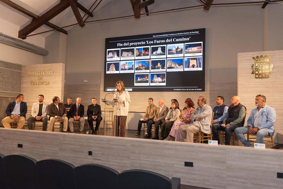Acto de presentación de 'Los Faros del Camino' llevado a cabo en 14 pueblos de Palencia.