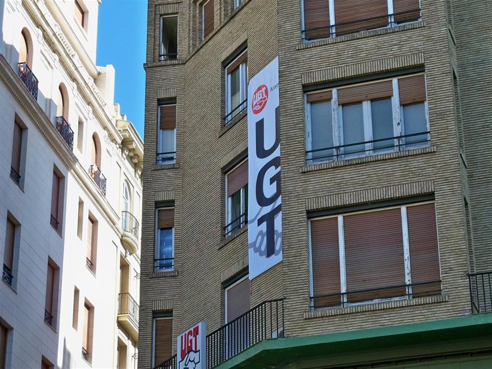 Archivo - Sede de UGT-Aragón.