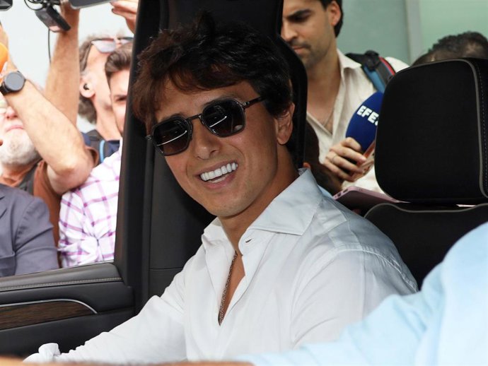 El último comunicado de Roca Rey tras su grave cornada: alta hospitalaria y recuperación en casa