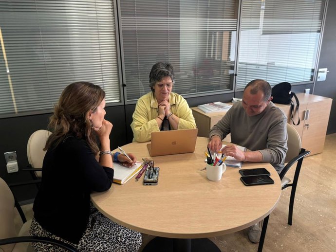 Catarroja paga ajudes estatals a persones amb gran dependència afectades per la dana