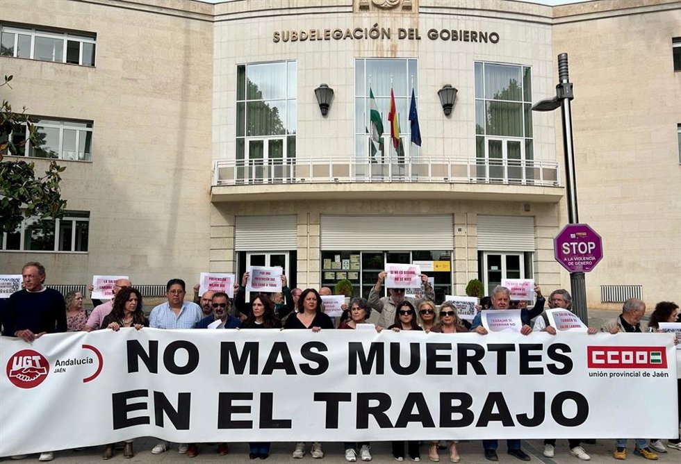 Concentración por el Día Mundial de la Seguridad y Salud en el Trabajo