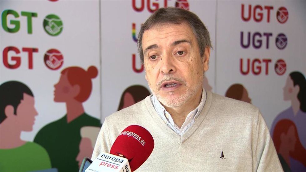 Archivo - El vicesecretario general de UGT Fica Mariano Hoya.