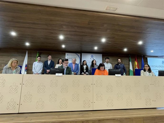 El Consejo Andaluz de Enfermería presenta en Jaén diez medidas para impulsar el desarrollo de sus especialidades.