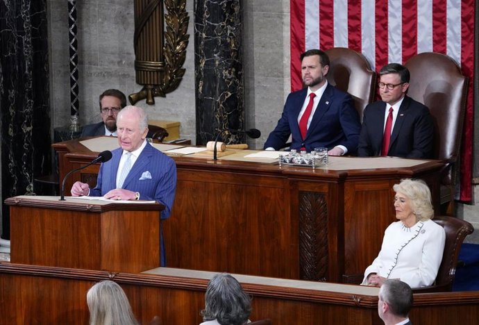 El rey Carlos III de Inglaterra brinda un discurso ante las dos cámaras del Congreso de Estados Unidos
