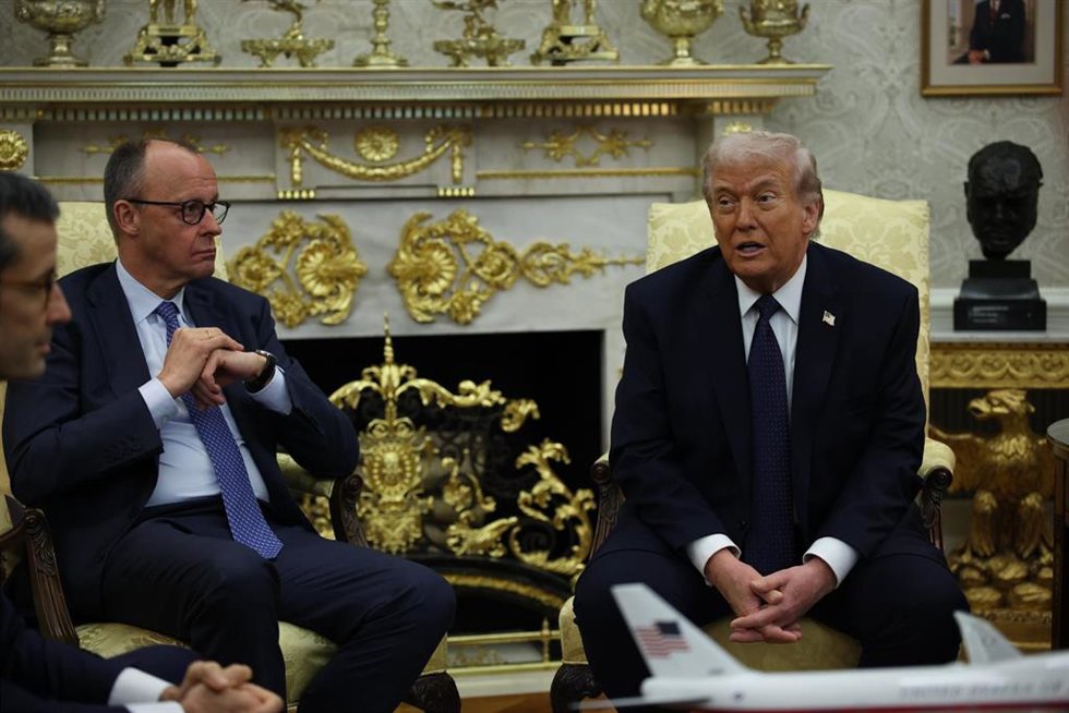 Archivo - El presidente de Estados Unidos, Donald Trump, y el canciller alemán, Friedrich Merz, en la Casa Blanca. Imagen de archivo