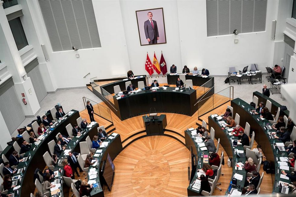 Archivo - Sesión extraordinaria del Pleno municipal, en el Palacio de Cibeles, a 23 de diciembre de 2024 en Madrid (España). La tasa de basuras que el Ayuntamiento implementará a partir de 2025, la reprobación de la portavoz del PSOE, o la situación actua