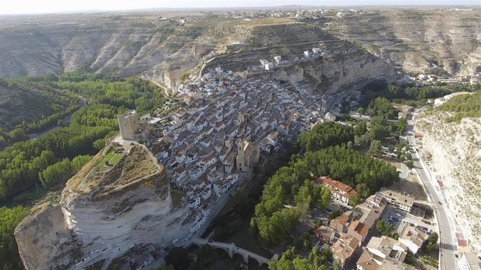 Castillo de Alcalá del Júcar.