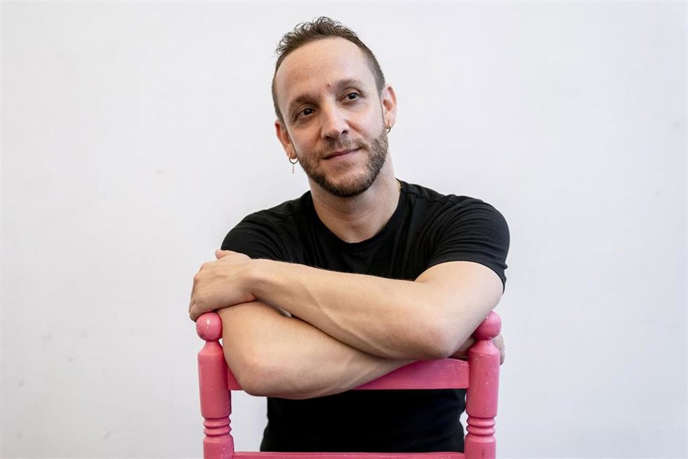 Archivo - El bailaor Manuel Liñán posa para Europa Press tras su actuación del avance de su espectáculo ‘Muerta de amor