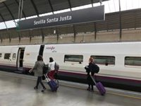 Renfe ofrece más de 100.000 plazas de trenes de alta velocidad y larga distancia con Andalucía para el Puente