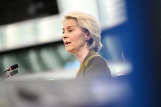 La presidenta de la Comisión Europea, Ursula von der Leyen, en un pleno del Parlamento Europeo en Estrasburgo (Francia)