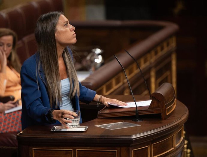 Archivo - La portavoz de Junts en el Congreso, Miriam Nogueras, interviene durante una sesión plenaria extraordinaria, en el Congreso de los Diputados, a 23 de julio de 2024, en Madrid (España).
