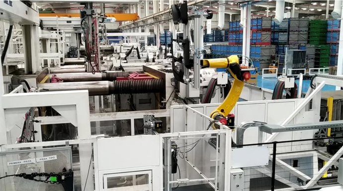 Archivo - Interior de una fábrica de Antolín