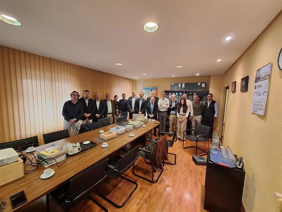 Alberto Fernández (Pavitek) asume la presidencia de Anefhop Asturias.