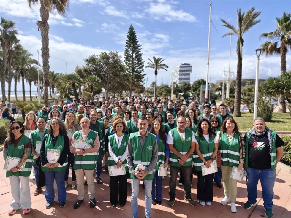 Foto de familia de la candidatura de Por Andalucía.
