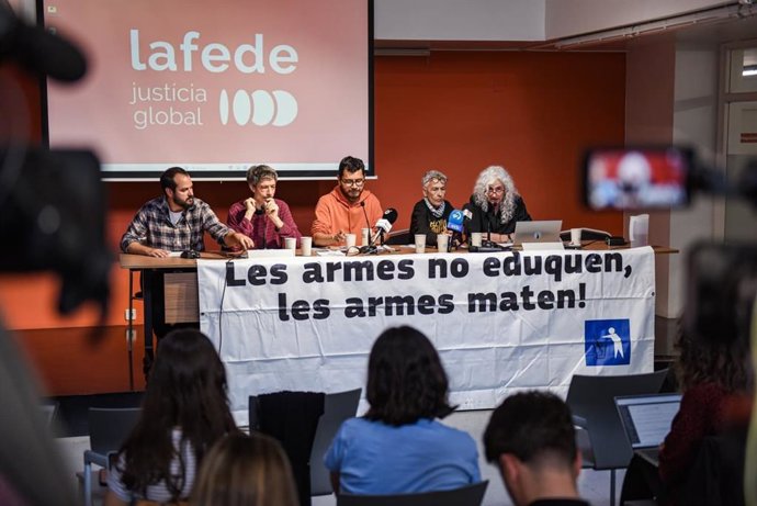Momento de la rueda de prensa este miércoles con los diferentes representantes de las entidades, en La Fede, en Barcelona