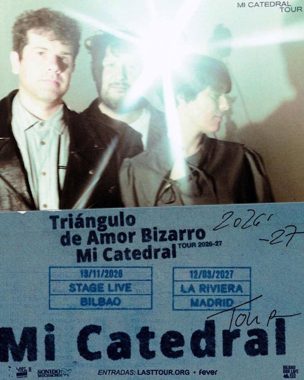 Triángulo de Amor Bizarro