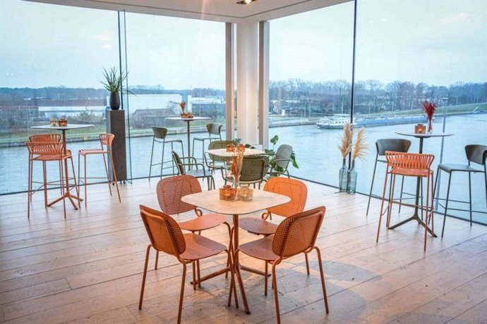 El mobiliario exterior deja de ser un detalle y marca la diferencia en hostelería